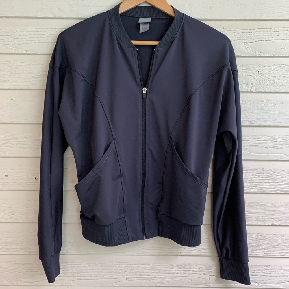 Cool athleisure jacket
